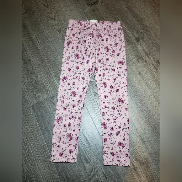 between Matching Set - Picture 7 of 9